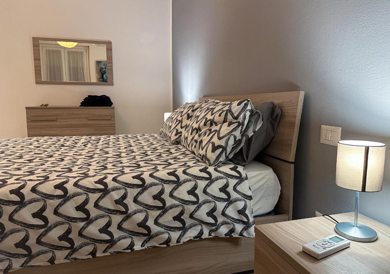 Modern Cenisio Apartment - Self Check-In & Parking Milano Ngoại thất bức ảnh