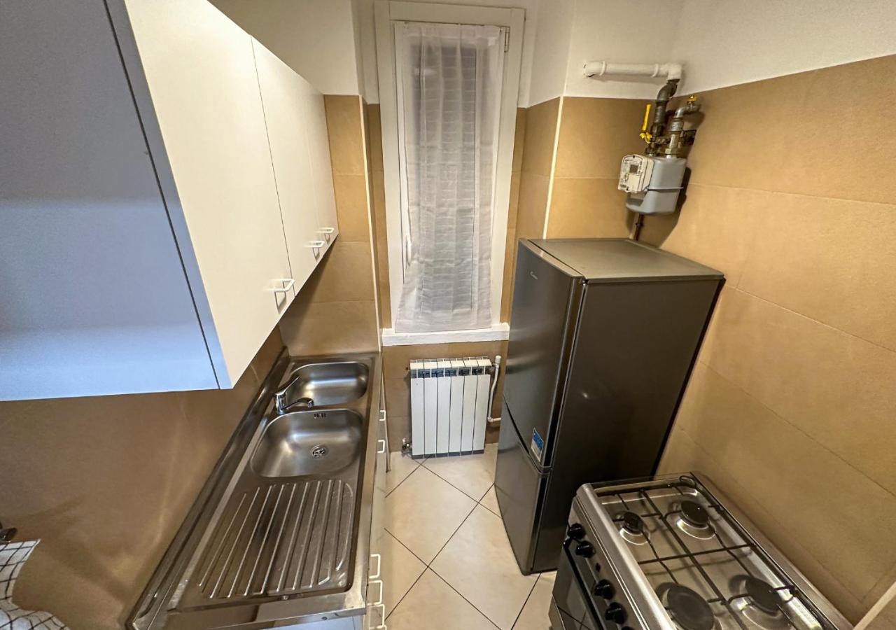 Modern Cenisio Apartment - Self Check-In & Parking Milano Ngoại thất bức ảnh